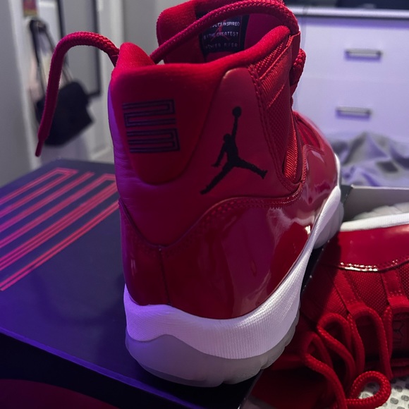 Air Jordan 11 retro - Picture 3 of 7